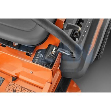 Бензинова Косарка з нульовим розворотом Husqvarna Z 242F 9676657-04