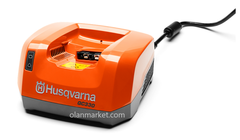 Зарядний пристрій HUSQVARNA QC330