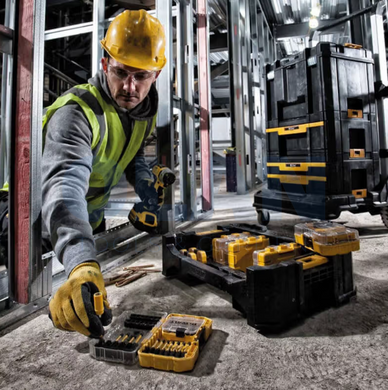 Ящик для зберігання наборів в кейсах TOUGH CASE DeWALT DT70716